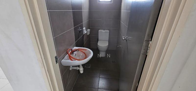 Terraced House for Rent in Rawang (Selangor) - Zann Fauzan - Bathroom - PropertyGuru.com.my