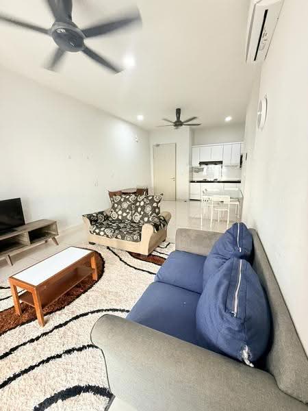 Kondominium untuk Disewa di The Haute Gurney - Sam Jamal - Living Room - PropertyGuru.com.my