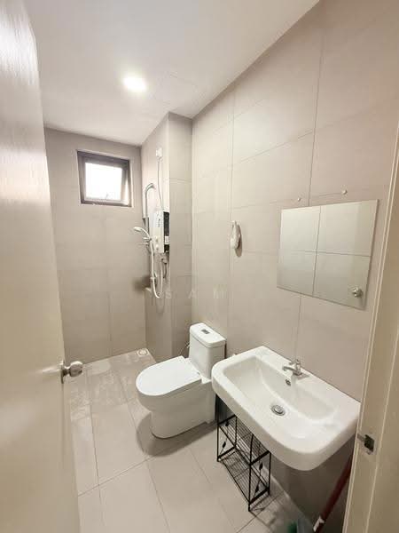 Kondominium untuk Disewa di The Haute Gurney - Sam Jamal - Bathroom - PropertyGuru.com.my