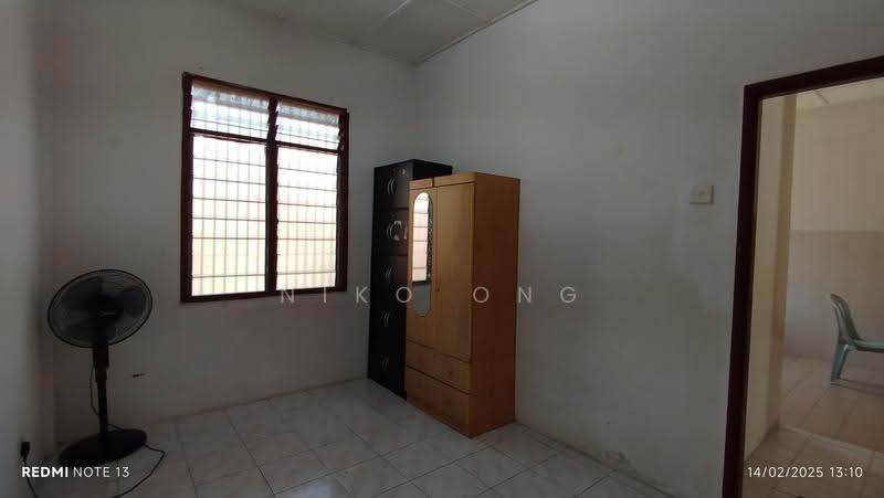 Rumah Teres 1-Tingkat untuk Disewa di Taman Putri Kulai (Kulai) - Niko Ong - Bedroom - PropertyGuru.com.my