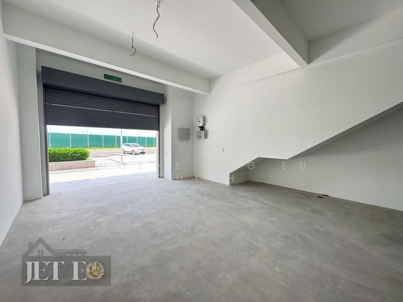 Shop / Office for Rent in Bandar Rimbayu (Telok Panglima Garang) - Eugene Ong Eu chieh - Entrance - PropertyGuru.com.my