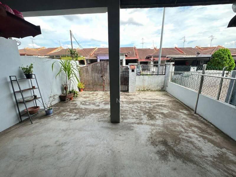 1-storey Terraced House for Sale in Setia Indah (Johor Bahru) - Pauline Ng - Exterior - PropertyGuru.com.my