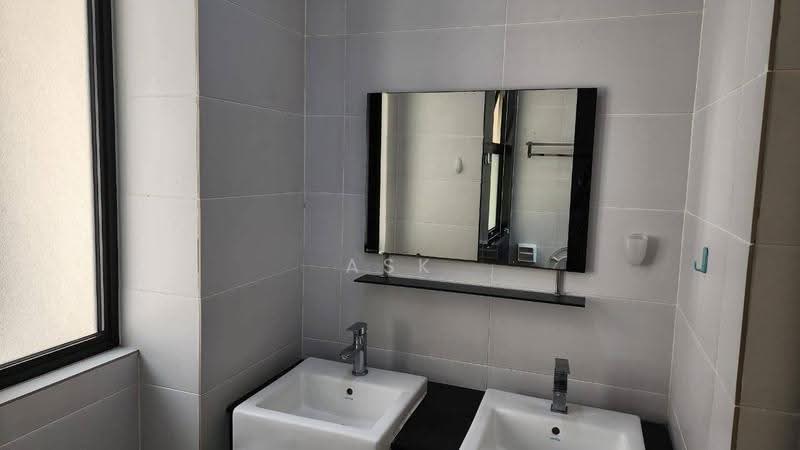 2-storey Terraced House for Sale in East Ledang (Iskandar Puteri (Nusajaya)) - Ask Hon - Bathroom - PropertyGuru.com.my