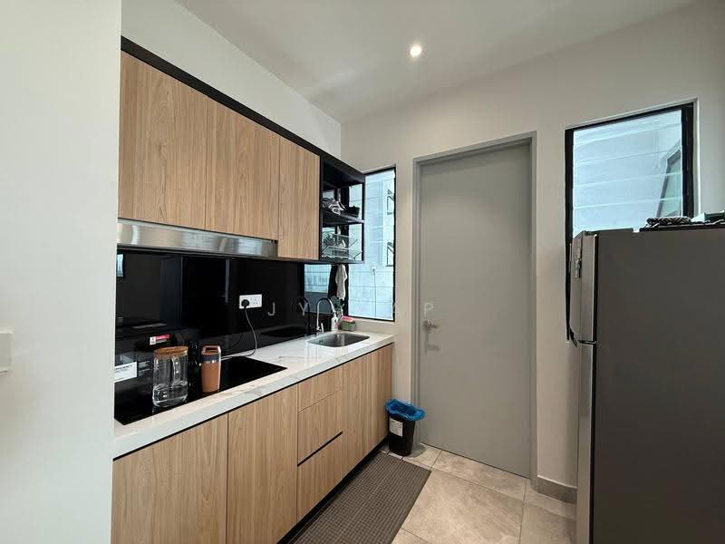 Kediaman Servis untuk Disewa di Ruby Seapark - JY Yap - Kitchen - PropertyGuru.com.my
