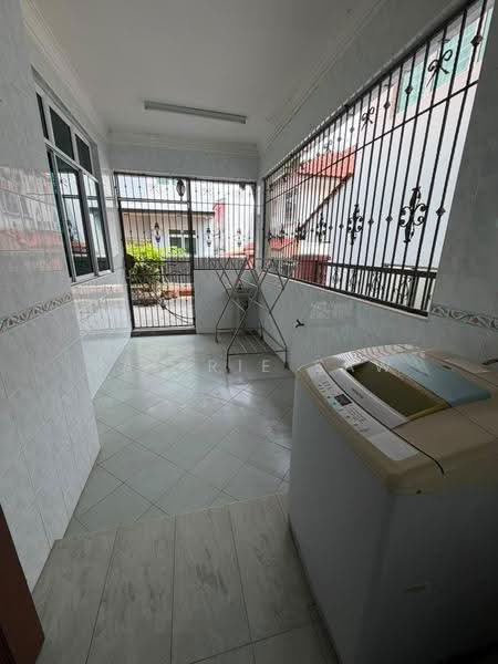 Semi-Detached House for Sale in Taman Perling (Perling) - Valerie Saw - Balcony - PropertyGuru.com.my