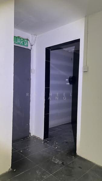 Shop / Office untuk Dijual di Desa Aman Puri (Kepong) - Racheel Chang - Corridor - PropertyGuru.com.my