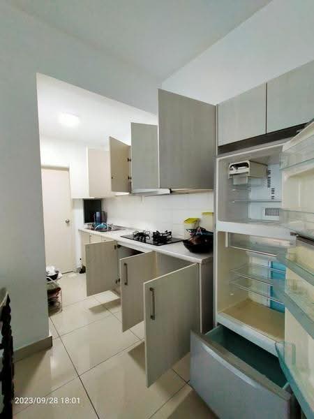Kediaman Servis untuk Disewa di Greenfield Regency - Thea Lai - Kitchen - PropertyGuru.com.my
