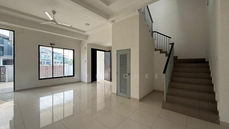 Rumah Berkembar untuk Dijual di Bandar Mahkota Cheras (Cheras) - David Chee - Living Room - PropertyGuru.com.my
