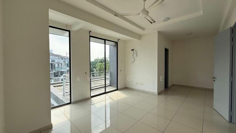 Rumah Berkembar untuk Dijual di Bandar Mahkota Cheras (Cheras) - David Chee - Living Room - PropertyGuru.com.my