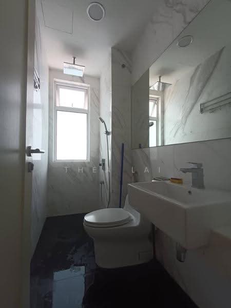 Service Residence for Rent at TriTower Residence @ Johor Bahru Sentral - Thea Lai - Bathroom - PropertyGuru.com.my