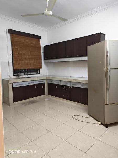 Rumah Teres 2-Tingkat untuk Dijual di Taman Bertam Perdana (Bertam) - BL Bong - Kitchen - PropertyGuru.com.my