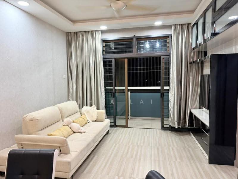 Kediaman Servis untuk Disewa di Palazio - Thea Lai - Living Room - PropertyGuru.com.my