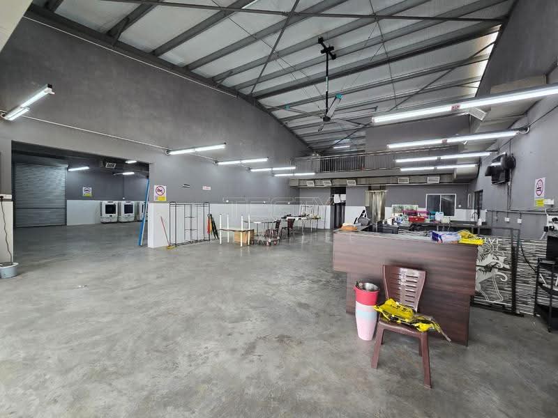 Warehouse for Rent in Klang (Selangor) - Alex Lee - Interior - PropertyGuru.com.my