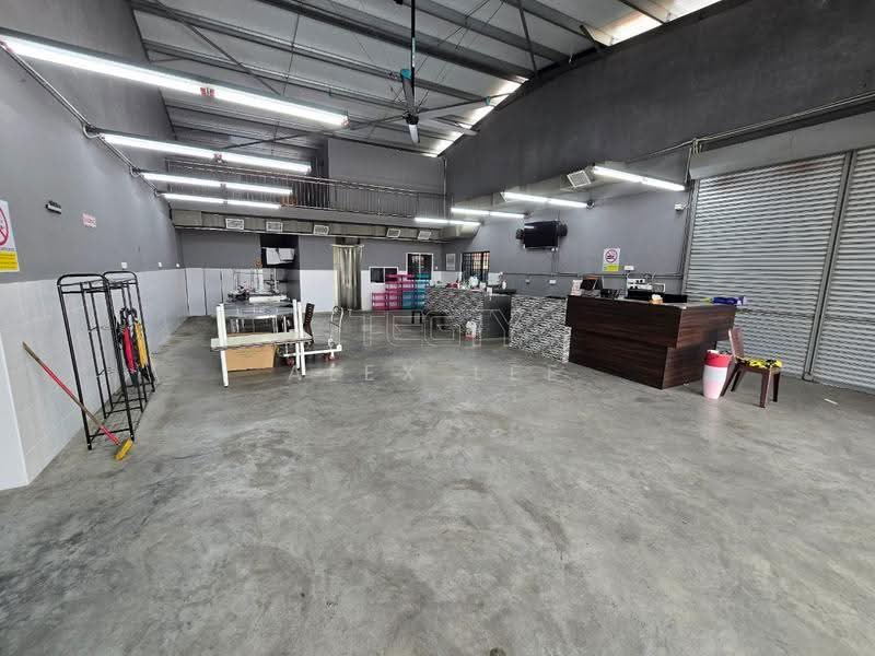 Warehouse for Rent in Klang (Selangor) - Alex Lee - Interior - PropertyGuru.com.my