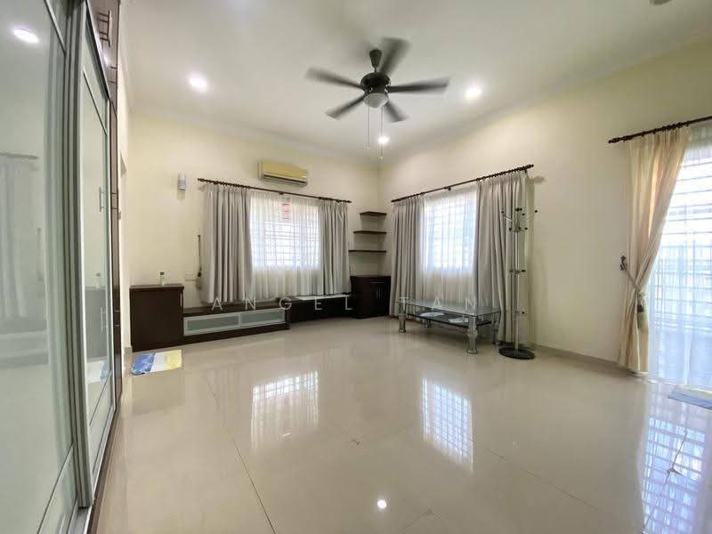 Semi-Detached House for Sale in Bandar Puteri Puchong (Puchong) - Angel Tan - Living Room - PropertyGuru.com.my