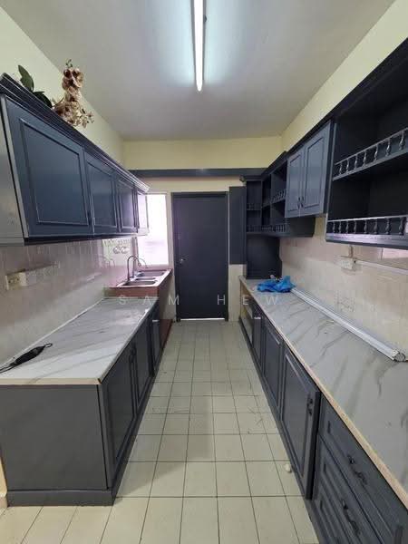 Rumah Teres 2-Tingkat untuk Disewa di Bandar Sunway Semenyih (Semenyih) - Sam Hew - Kitchen - PropertyGuru.com.my