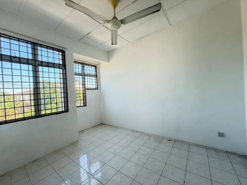 Rumah Teres 2-Tingkat untuk Dijual di Taman Sri Bayu (Sepang) - Shaiful Rudy - PropertyGuru.com.my