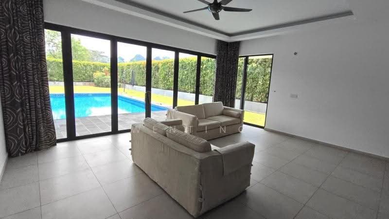 Bungalow House for Rent in Gelang Patah (Johor) - Wenting Lee - Living Room - PropertyGuru.com.my