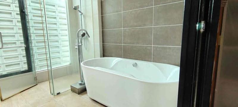 Bungalow House for Rent in Gelang Patah (Johor) - Wenting Lee - Bathroom - PropertyGuru.com.my