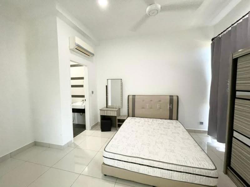 Kondominium untuk Dijual di D'Suites Akasia Horizon @ Horizon Hills - Serene Teh - Bedroom - PropertyGuru.com.my