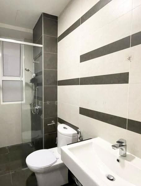 Kondominium untuk Dijual di D'Suites Akasia Horizon @ Horizon Hills - Serene Teh - Bathroom - PropertyGuru.com.my