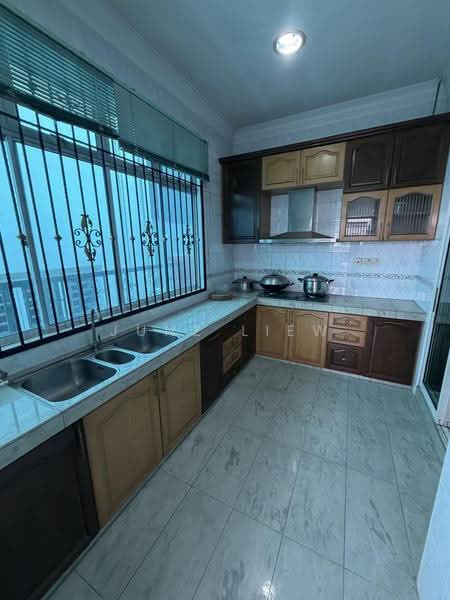 Semi-Detached House for Sale in Perling (Skudai) - Junz Liew - Kitchen - PropertyGuru.com.my