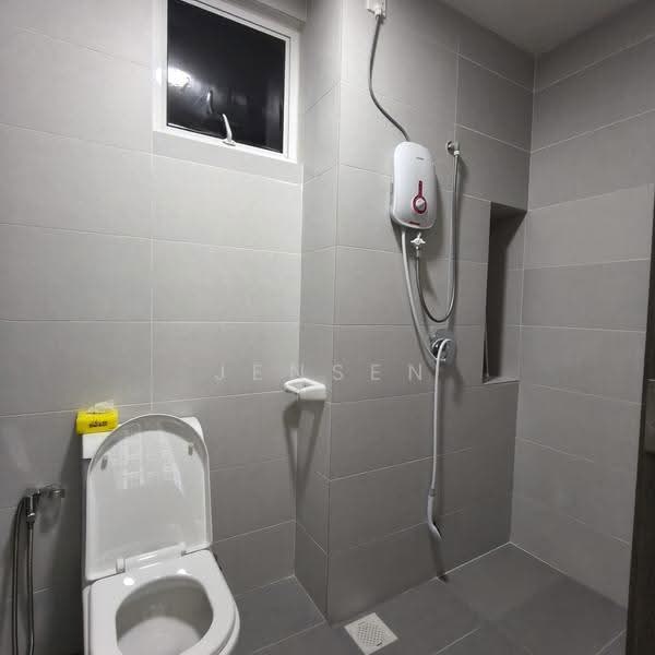 Service Residence for Rent at TRELLIS RESIDENCES - Jensen Goh - Bathroom - PropertyGuru.com.my