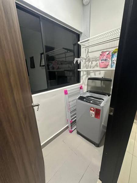 Kediaman Servis untuk Disewa di Veranda Residence - SJ CHAN - Balcony - PropertyGuru.com.my
