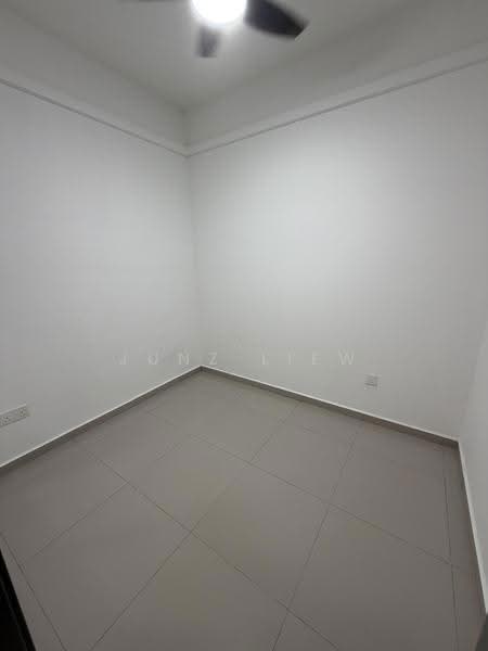 Rumah Teres untuk Dijual di Bandar Dato Onn (Tebrau) - Junz Liew - PropertyGuru.com.my