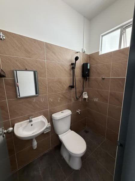 Rumah Teres untuk Dijual di Bandar Dato Onn (Tebrau) - Junz Liew - PropertyGuru.com.my