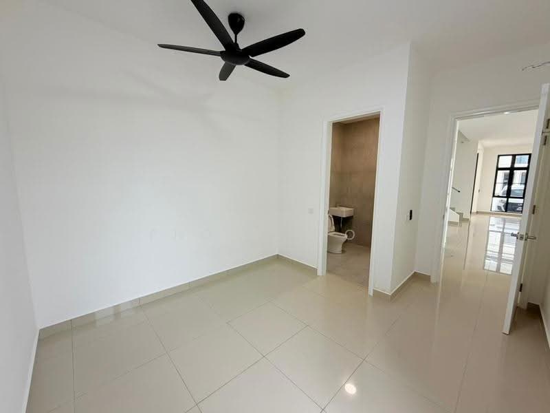 Bungalow House untuk Dijual di Setia Tropika (Johor Bahru) - Phoebe Foo - PropertyGuru.com.my