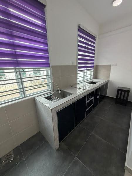 Rumah Teres 2-Tingkat untuk Dijual di Bandar Dato Onn (Tebrau) - Nicole Pua - Kitchen - PropertyGuru.com.my