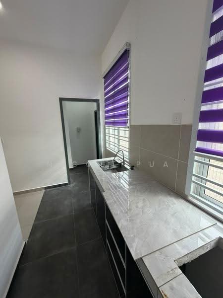 Rumah Teres 2-Tingkat untuk Dijual di Bandar Dato Onn (Tebrau) - Nicole Pua - Kitchen - PropertyGuru.com.my