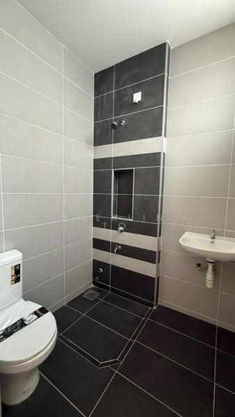 2-storey Terraced House for Sale in Skudai (Johor) - Sherlin To - Bathroom - PropertyGuru.com.my