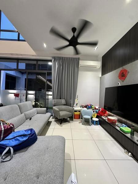 Semi-Detached House for Sale in Setia Alam (Selangor) - Jess Tee - Living Room - PropertyGuru.com.my
