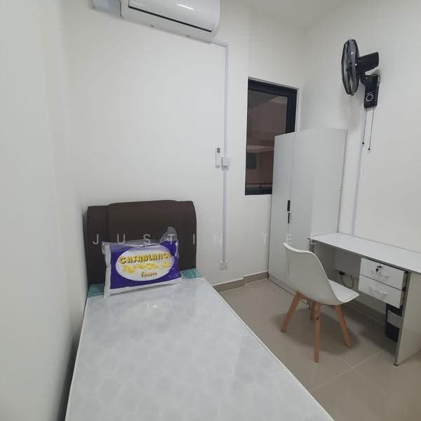 Kediaman Servis untuk Disewa di MKH Boulevard II - Justin Tee - Bedroom - PropertyGuru.com.my