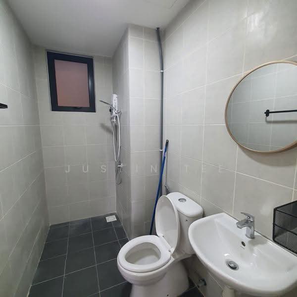 Kediaman Servis untuk Disewa di MKH Boulevard II - Justin Tee - Bathroom - PropertyGuru.com.my