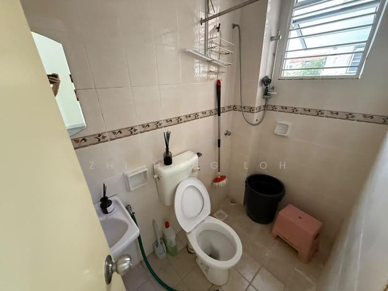Rumah Teres 2.5-Tingkat untuk Dijual di Ukay Perdana (Ulu Kelang) - Zhi Hong Loh - Bathroom - PropertyGuru.com.my