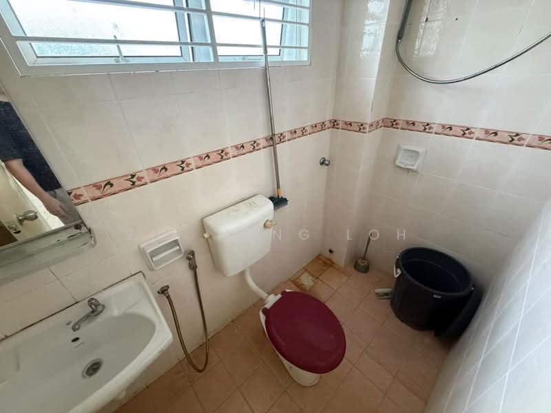 Rumah Teres 2.5-Tingkat untuk Dijual di Ukay Perdana (Ulu Kelang) - Zhi Hong Loh - Bathroom - PropertyGuru.com.my