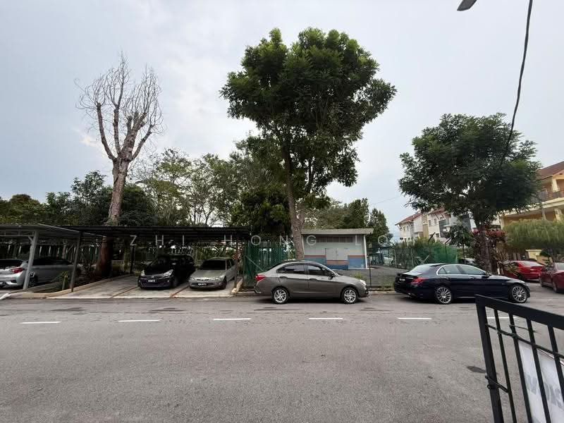 Rumah Teres 2.5-Tingkat untuk Dijual di Ukay Perdana (Ulu Kelang) - Zhi Hong Loh - Car Park - PropertyGuru.com.my
