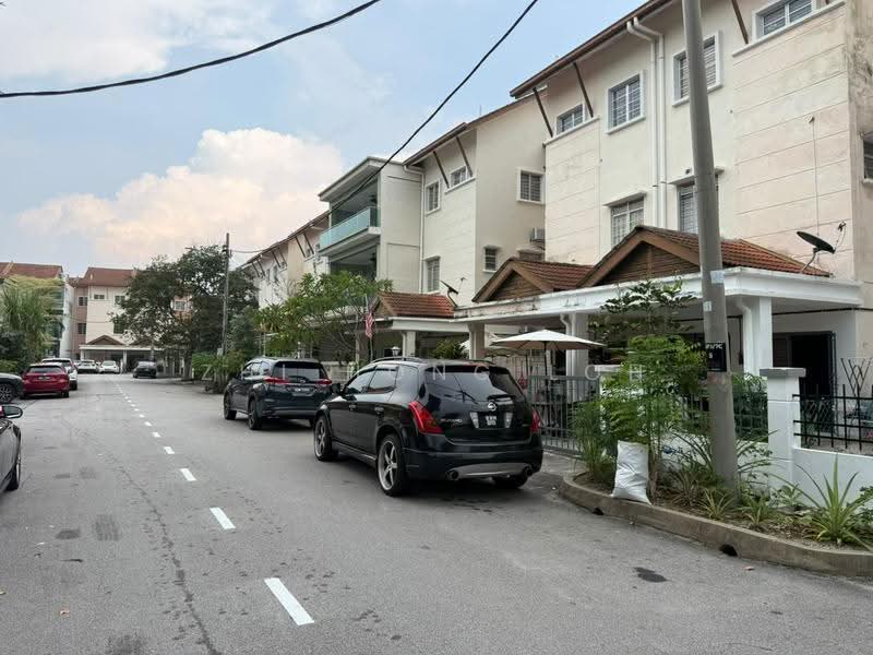 Rumah Teres 2.5-Tingkat untuk Dijual di Ukay Perdana (Ulu Kelang) - Zhi Hong Loh - Exterior - PropertyGuru.com.my
