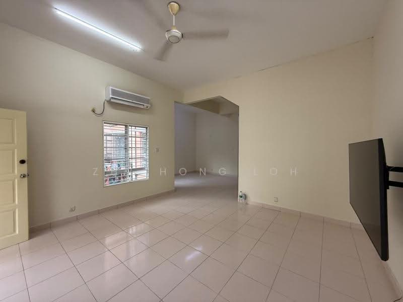 Rumah Teres 2.5-Tingkat untuk Dijual di Ukay Perdana (Ulu Kelang) - Zhi Hong Loh - Living Room - PropertyGuru.com.my