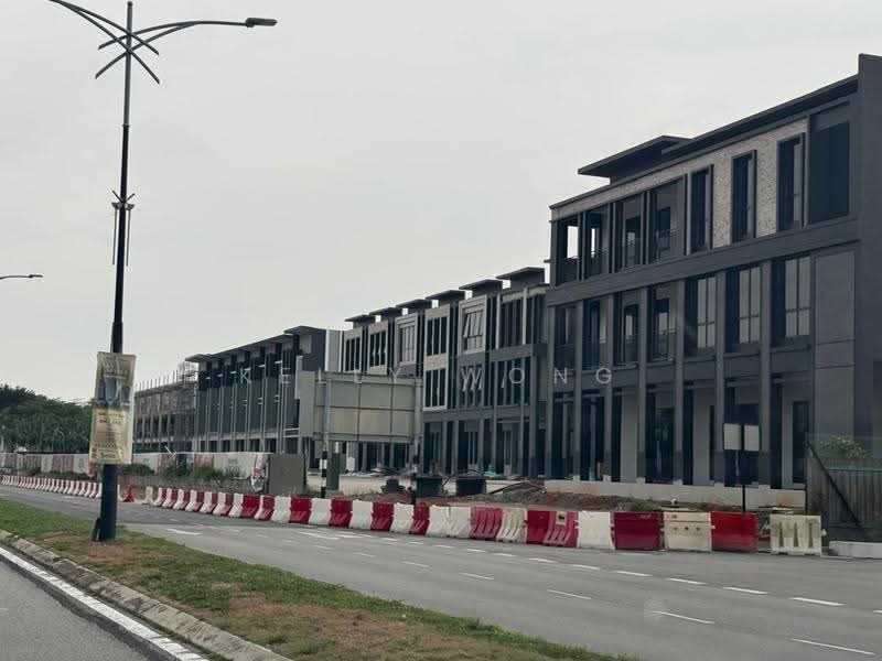 Shop for Rent in Setia Tropika (Johor Bahru) - Kelly Wong - Exterior - PropertyGuru.com.my