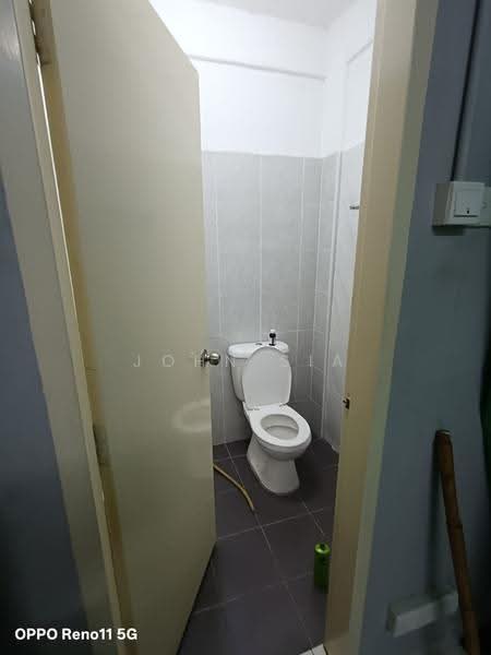 Rumah Kluster untuk Dijual di Taman Pulai Mutiara (Iskandar Puteri (Nusajaya)) - John Sia - Bathroom - PropertyGuru.com.my
