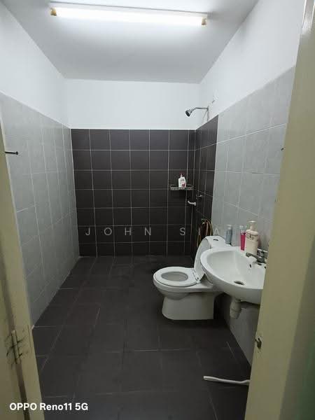 Rumah Kluster untuk Dijual di Taman Pulai Mutiara (Iskandar Puteri (Nusajaya)) - John Sia - Bathroom - PropertyGuru.com.my