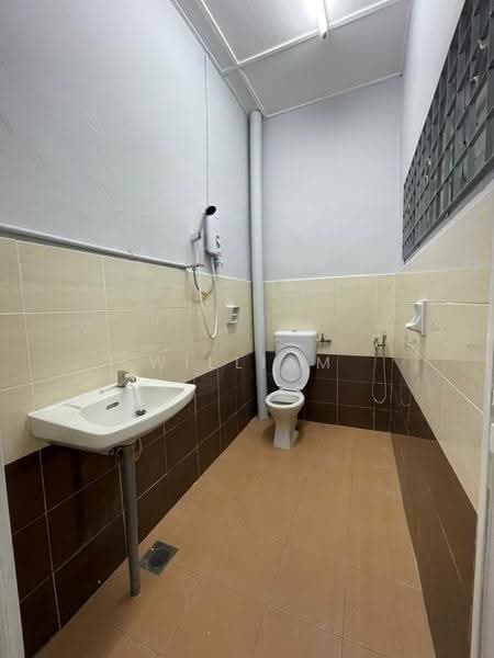 Rumah Teres 2-Tingkat untuk Dijual di Taman Harta Pertama (Bukit Baru) - William Chong - PropertyGuru.com.my