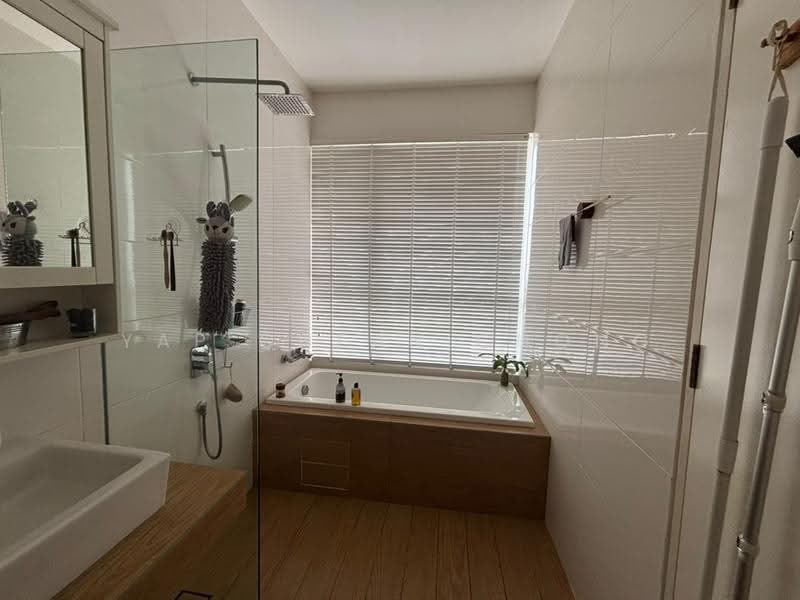 Kondominium untuk Disewa di The Parque Residences - Yap Chean Chong - Bathroom - PropertyGuru.com.my