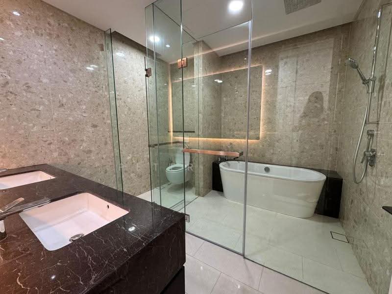 Service Residence for Sale at Crown Residences @ Pavilion Damansara Heights - Peter Sek - Bathroom - PropertyGuru.com.my