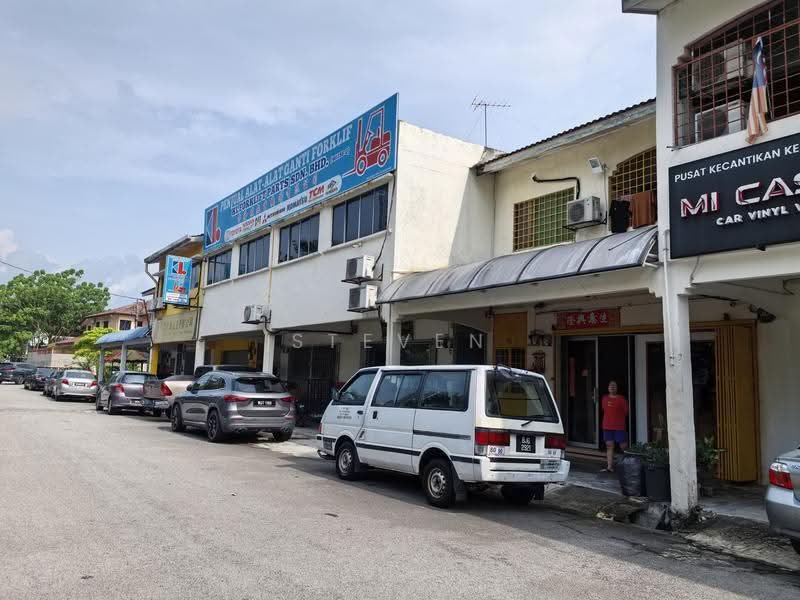 Shop for Sale in Taman Sri Aman (Cheras) - Steven Tung - Exterior - PropertyGuru.com.my