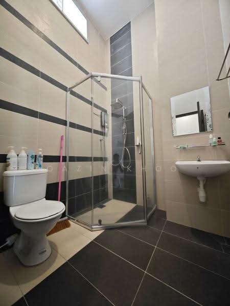 2-storey Terraced House for Sale in Taman Meru (Ipoh) - Qazin Khoo - Bathroom - PropertyGuru.com.my